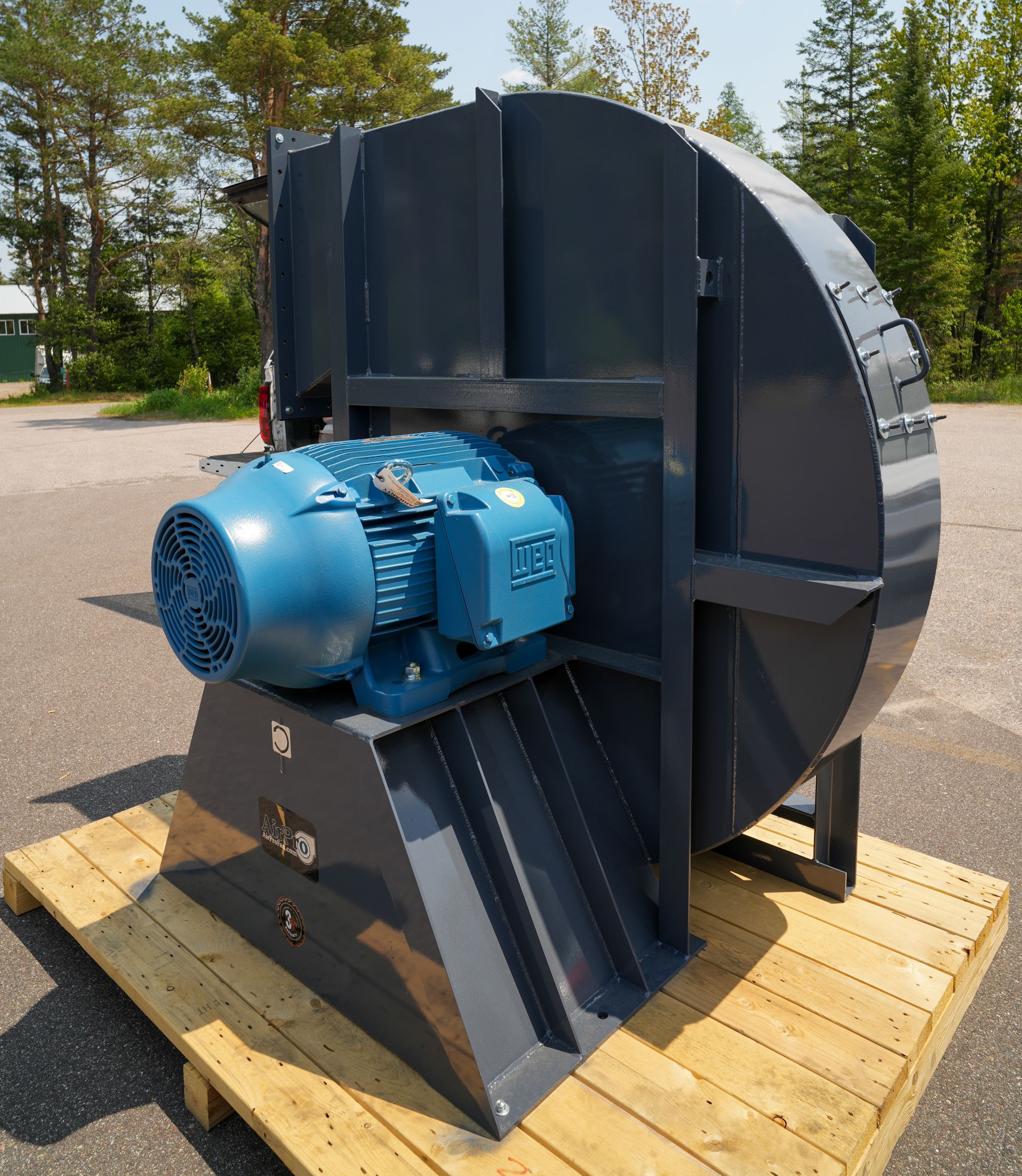 AirPro BCLS 445 Rear View