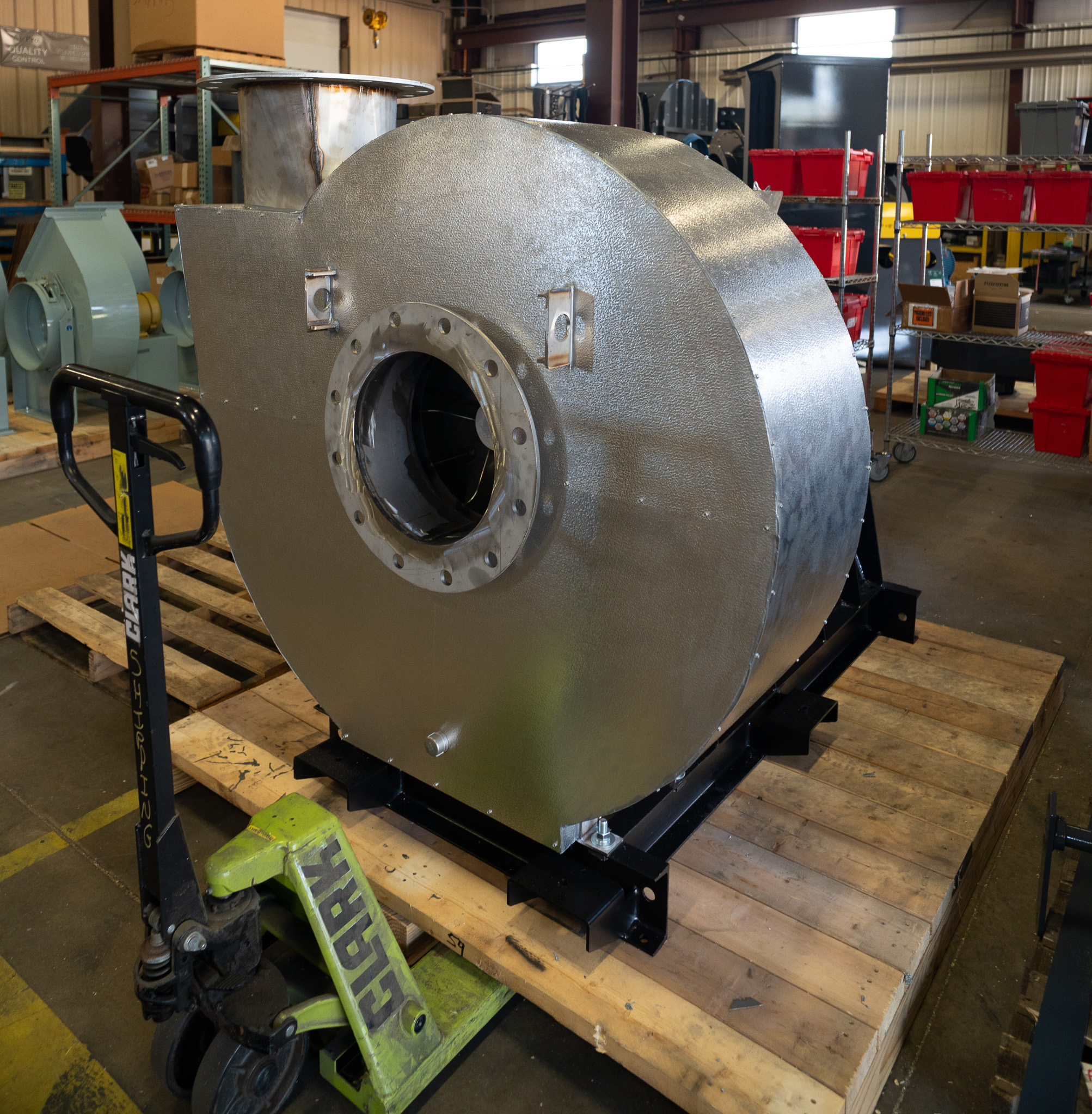 AirPro Pressure Blower aluminum cladding